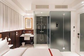 Ruby Stella Hotel London