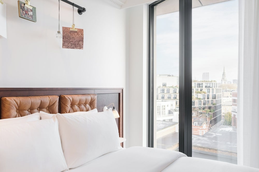 Ruby Stella Hotel London by IHG