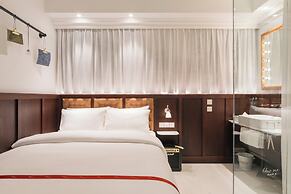 Ruby Stella Hotel London