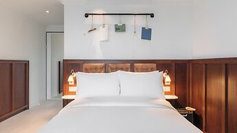 Ruby Stella Hotel London by IHG