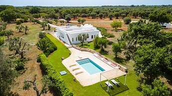 Trullo delle Stelle by Wonderful Italy