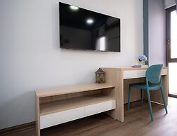 JOY APARTMENT TAY HO