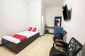 OYO 92060 We Bro Kost