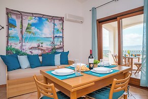 Nicole House With Stunning View And Pool