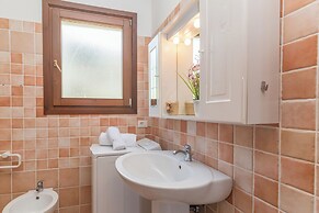 Nicole House With Stunning View And Pool