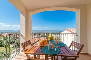 Nicole House With Stunning View And Pool