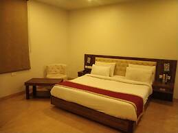 The Palm Hotel & Restaurant