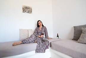 Naxos Agia Anna Sunset View Olive House