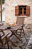 Naxos Alyko Traditional Vacation House Mitatos