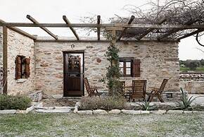 Naxos Alyko Traditional Vacation House Mitatos