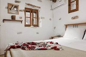 Naxos Alyko Traditional Vacation House Mitatos