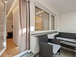 SKY9 Apartments District 6