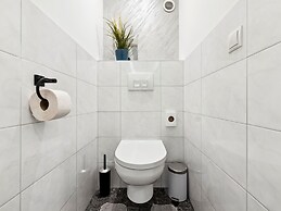 SKY9 Apartments District 6