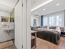 SKY9 Apartments District 6