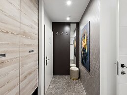 SKY9 Apartments District 6