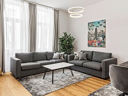 SKY9 Apartments District 6