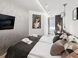 SKY9 Apartments District 6