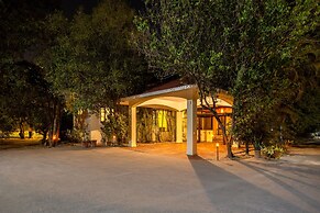 Citrus County, Hoshiarpur, Amã Stays & Trails