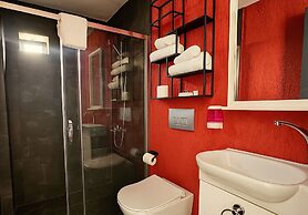 Wolf Of The City Hotel & Spa