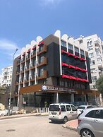 Wolf Of The City Hotel & Spa