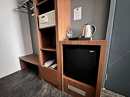 WOLF OF THE CITY HOTEL & SPA