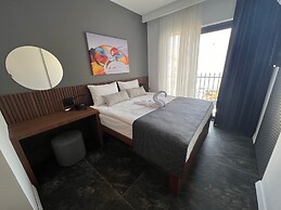 Wolf Of The City Hotel & Spa