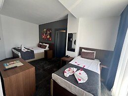 WOLF OF THE CITY HOTEL & SPA