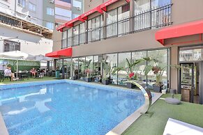 Wolf Of The City Hotel & Spa
