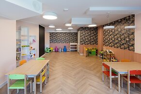 Lux Nadmotlawie Apartments by Renters