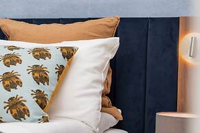 Lux Nadmotlawie Apartments by Renters