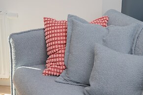 Lux Nadmotlawie Apartments by Renters