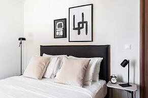 Majestic 3BR Apartment in Chalandri