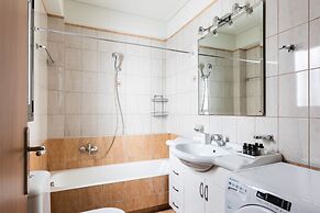 Majestic 3BR Apartment in Chalandri