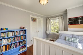 Berkeley Home w/ Garden, Close to San Francisco!