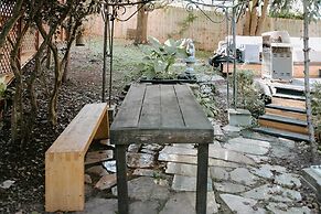 Home With Outdoor Oasis in Downtown Raleigh!