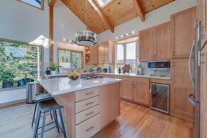 Decks + Lake Tahoe Views: Secluded Mtn Cabin!
