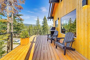 Decks + Lake Tahoe Views: Secluded Mtn Cabin!
