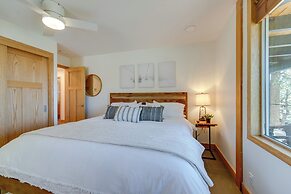 Decks + Lake Tahoe Views: Secluded Mtn Cabin!