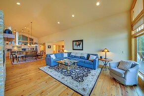 Sandpoint Waterfront Getaway on Lake Pend Oreille!