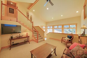 Sandpoint Waterfront Getaway on Lake Pend Oreille!