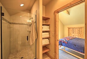 Sandpoint Waterfront Getaway on Lake Pend Oreille!