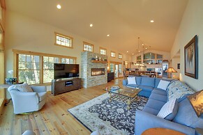 Sandpoint Waterfront Getaway on Lake Pend Oreille!