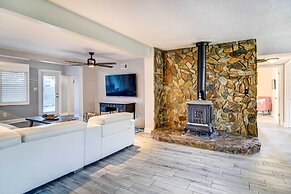 Beautiful Clearwater Getaway < 6 Mi to Beach!