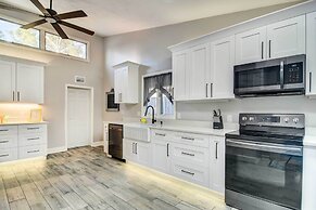 Beautiful Clearwater Getaway < 6 Mi to Beach!