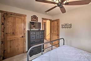 Bright Shawano Lake Oasis - Walk to Boat Launch!