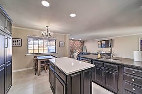 Immaculate 'woodland View' Retreat w/ Hot Tub