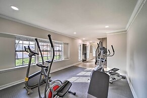 Immaculate 'woodland View' Retreat w/ Hot Tub