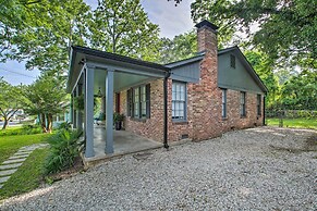 Exquisite Cottage: Patio, 2 Mi to Hot Springs