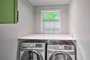 Exquisite Cottage: Patio, 2 Mi to Hot Springs