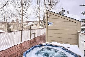 Frisco Condo w/ 2 Hot Tubs: Steps to Lake Dillon